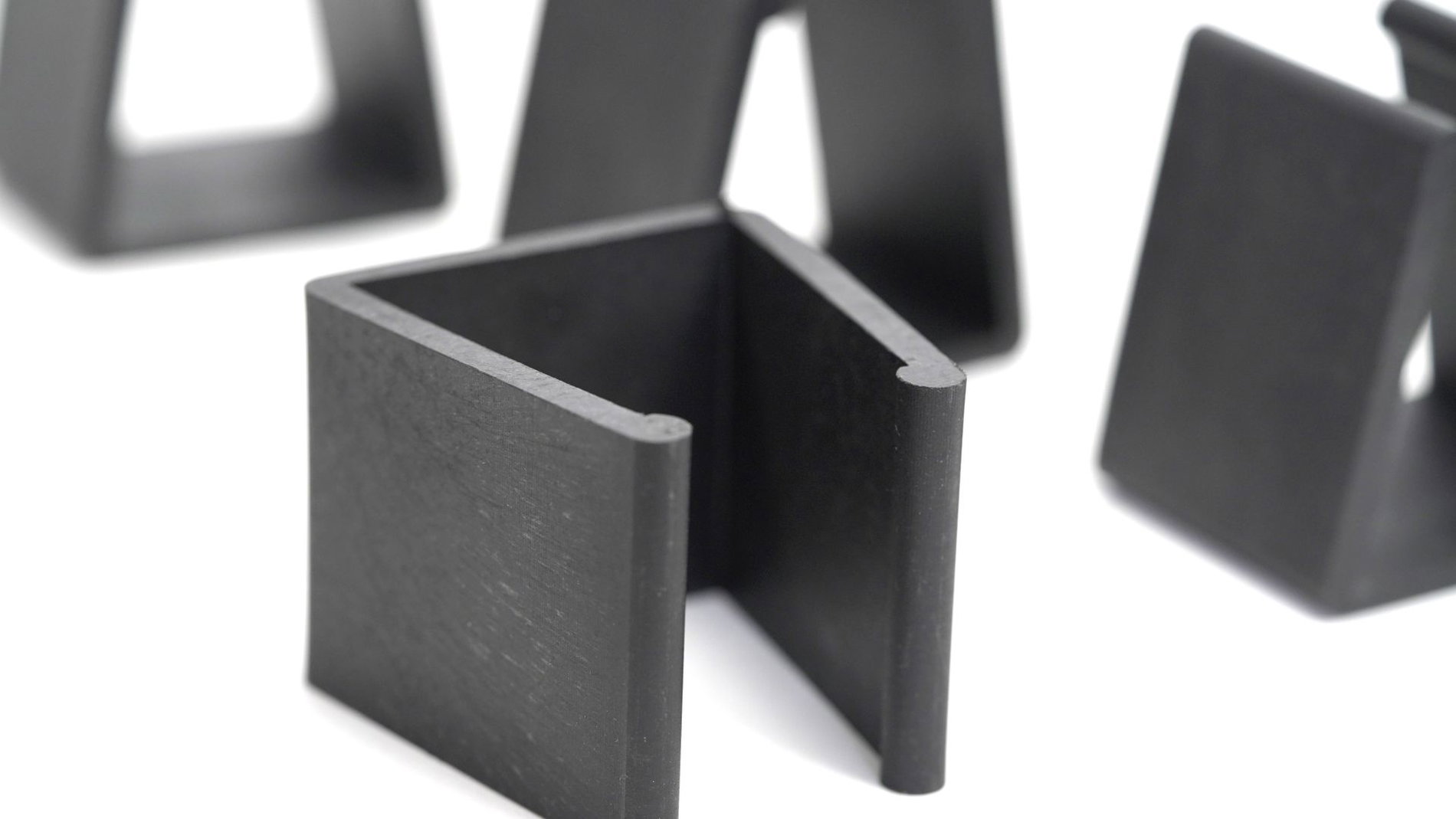 Elementos de fijación Modern Line